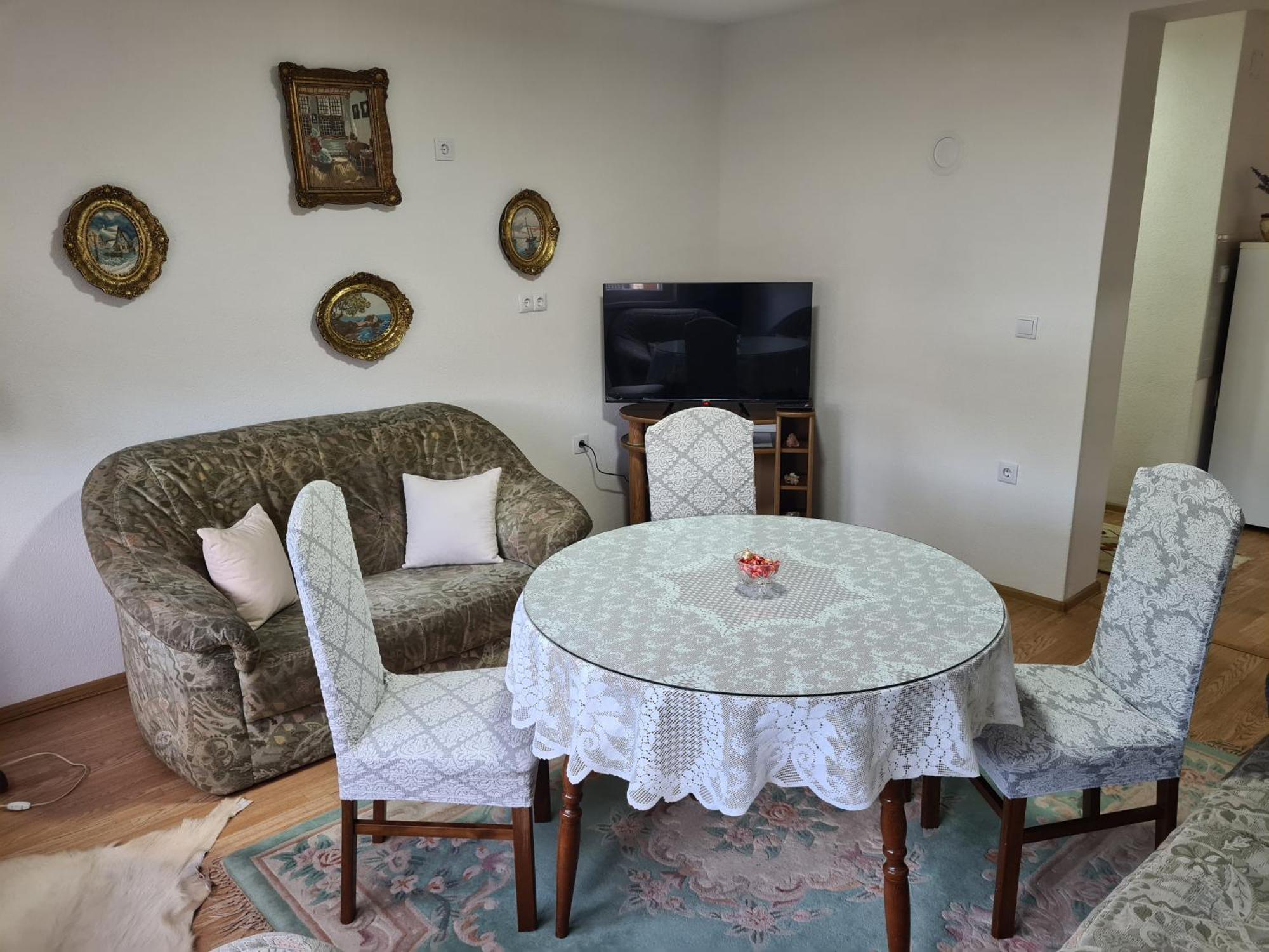 Apartmani Podvisoki Високо Екстериор снимка
